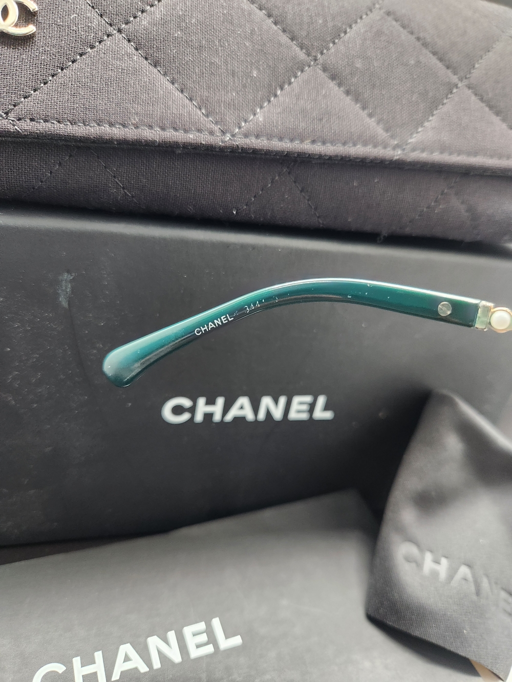 Chanel Women's Green Cat-Eye Glasses with Gold Chain Detail - Picture 3 of 4